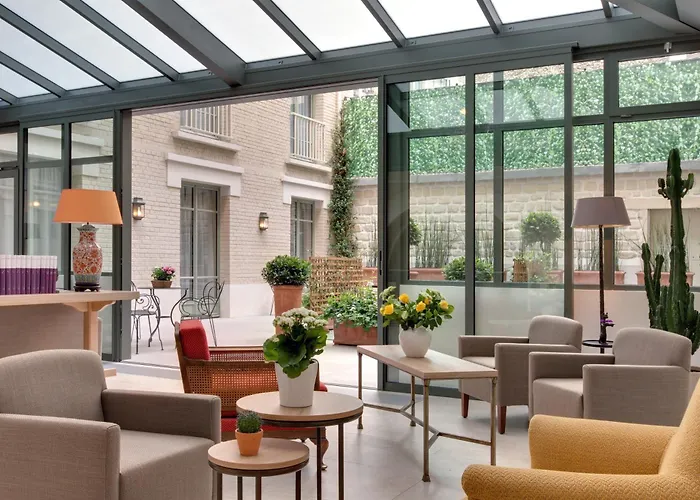 Hotel Le Littré Parigi