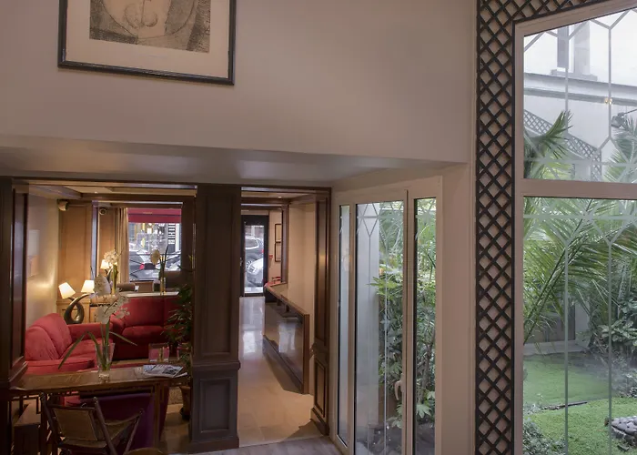 Hotel Apollinaire Parigi